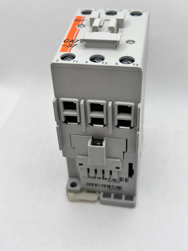 Sprecher + Schuh CA7-37-00-240VAC Contactor