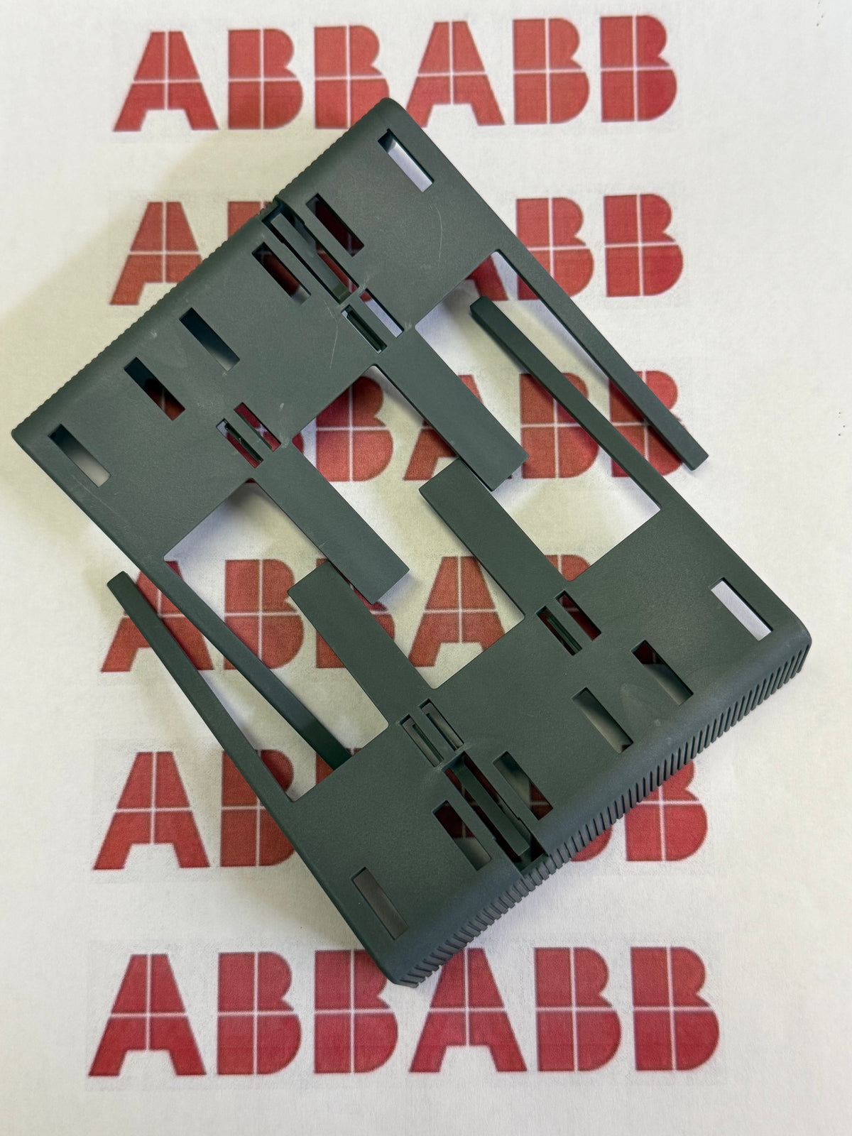 ABB 1SFN124801R1000 LT205-30C Terminal Shroud
