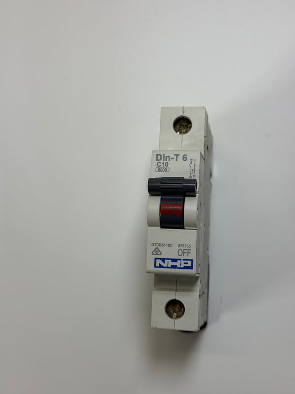 NHP DTCB6110C 10A, 1 Pole Miniature Circuit Breaker 675755