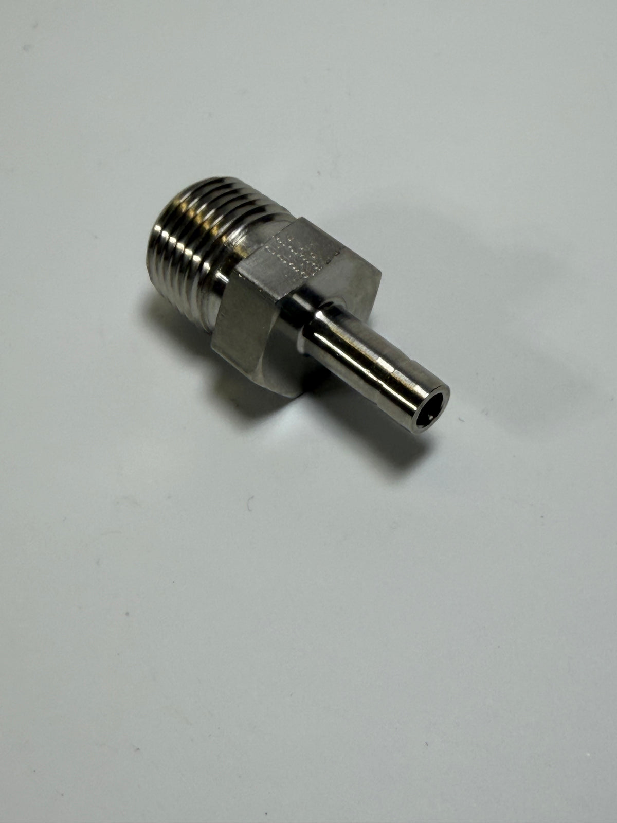 Parker A-LOK 4MA6K-316 Tube End Male Adapter, 1/4" x MNPT 3/8", 316SS