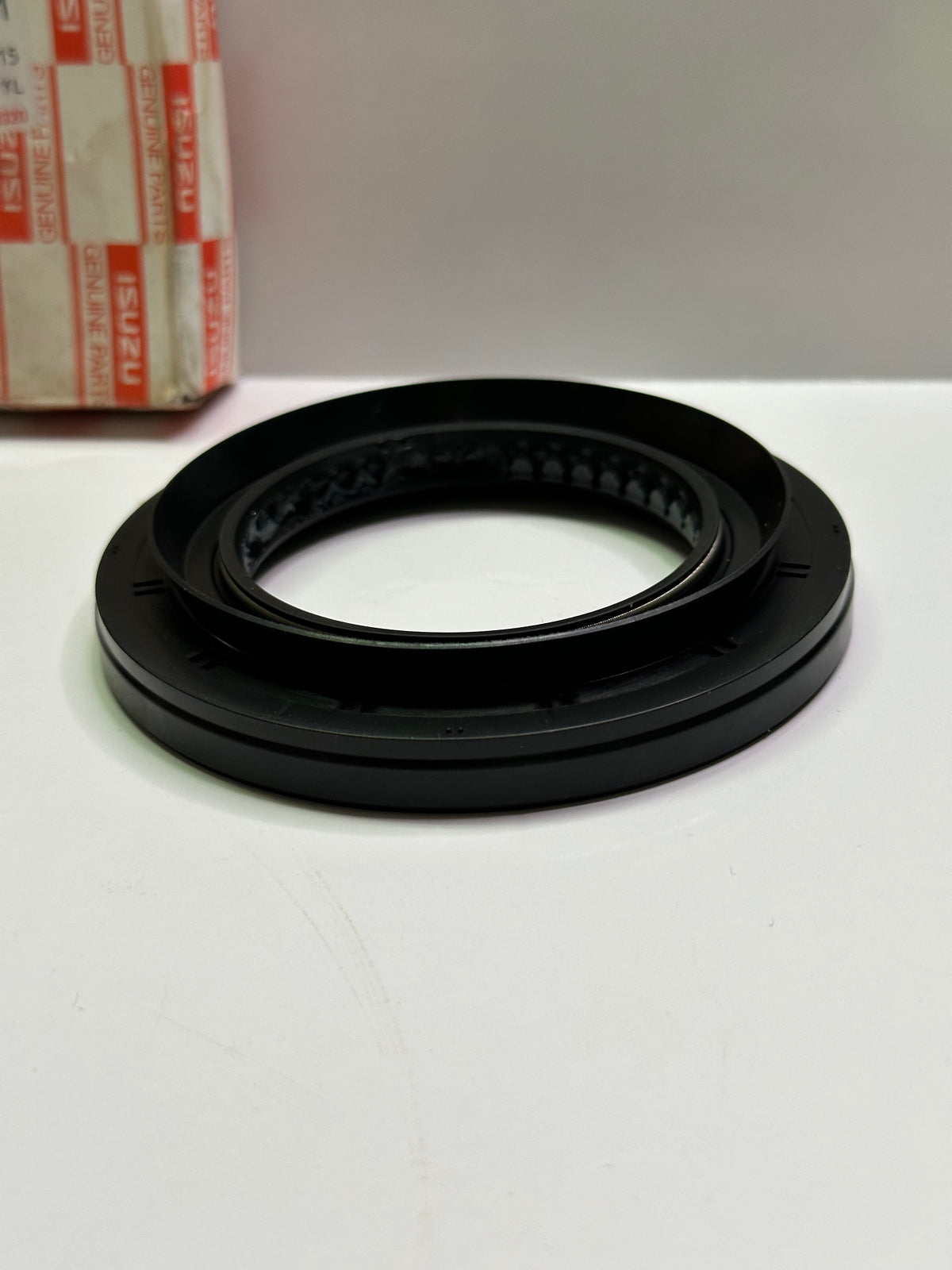 Isuzu 1096255490 Transfer-Case Oil Seal – 97754377 Reference