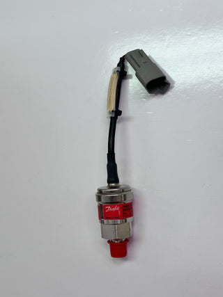 Atlas Copco 5573899500 Pressure Transducer - MBS 3050 0-600 psig