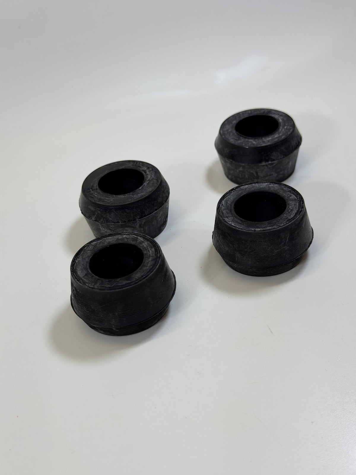 Isuzu 9-51631014-0 Rubber Bushing - 94032296