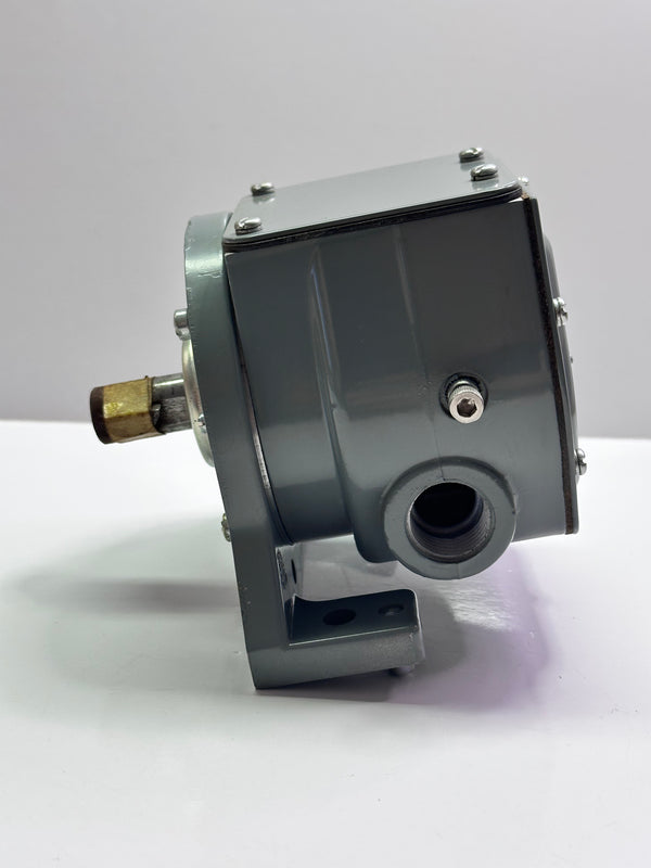 Allen-Bradley 808-R1 F Speed Switch, 600V AC, Max 5A