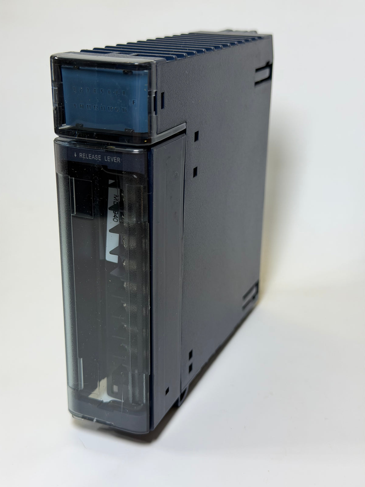 IC694MDL940D RX3i 16-Point Relay Output Module, 2 A