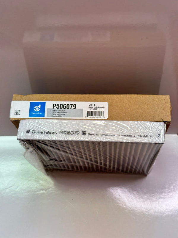 Donaldson P506079 Air Filter, Panel Ventilation for Toyota Hilux 2004-15 3.0L KUN16-26 Landcruiser 200 2007-18 4.5L Prado