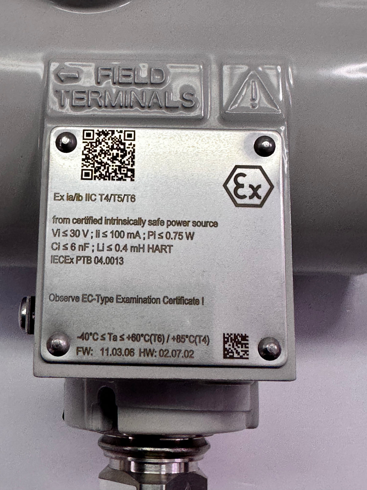 Siemens 7MF4033-1DA00-2BB6-Z SITRANS P DS III Pressure Transmitter