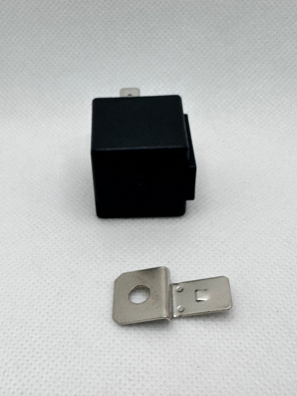 Britax RC-2440R 24V Change Over Relay, 5 Pin - Resistor Protected