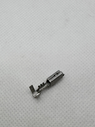 Metripack 280 Series Receptacle Terminals - QV12077411 - bag of