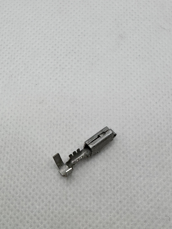 Metripack 280 Series Receptacle Terminals - QV12077411 - bag of