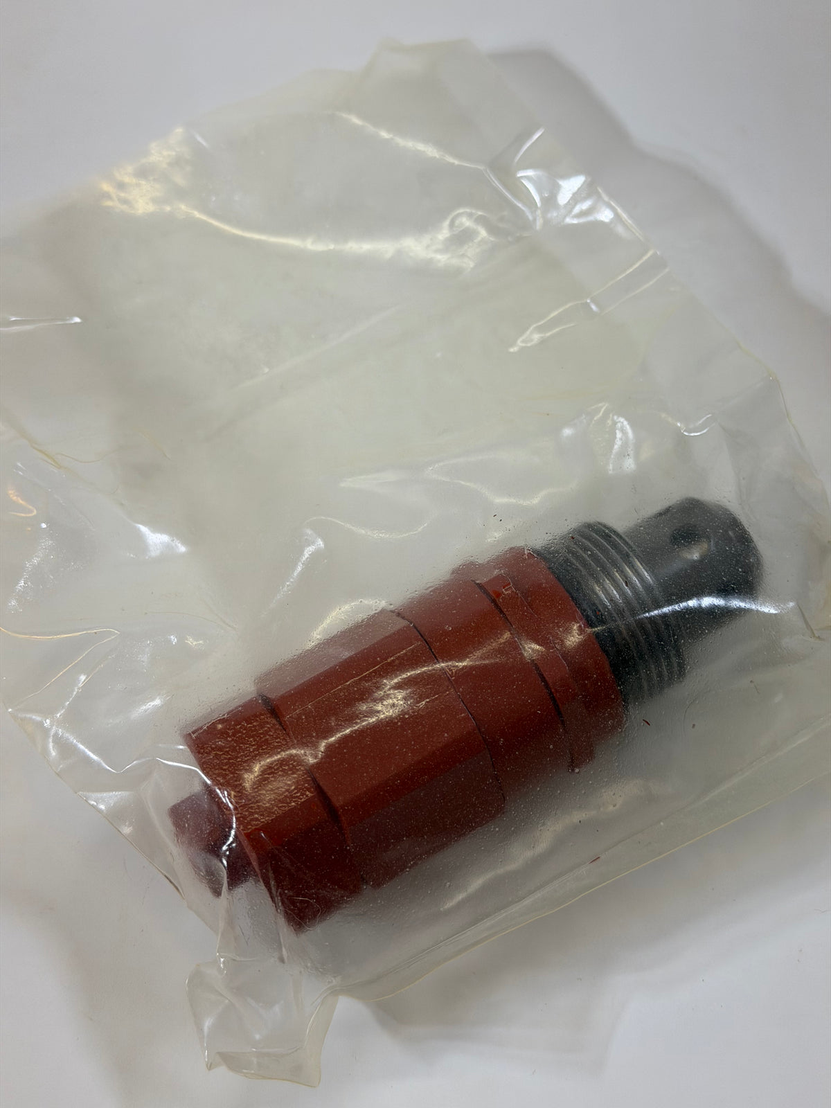 Hitachi 0695006 Relief Valve, C/V