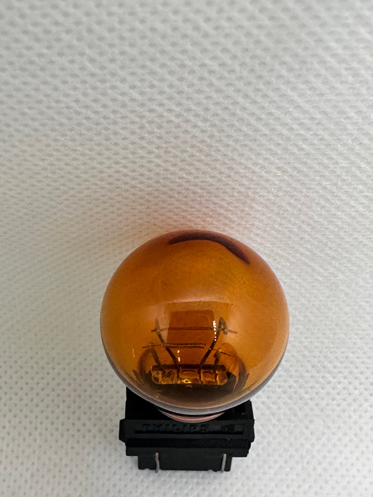 Phillips 3157NA Genuine 12V 27/7W Amber Globe - Single