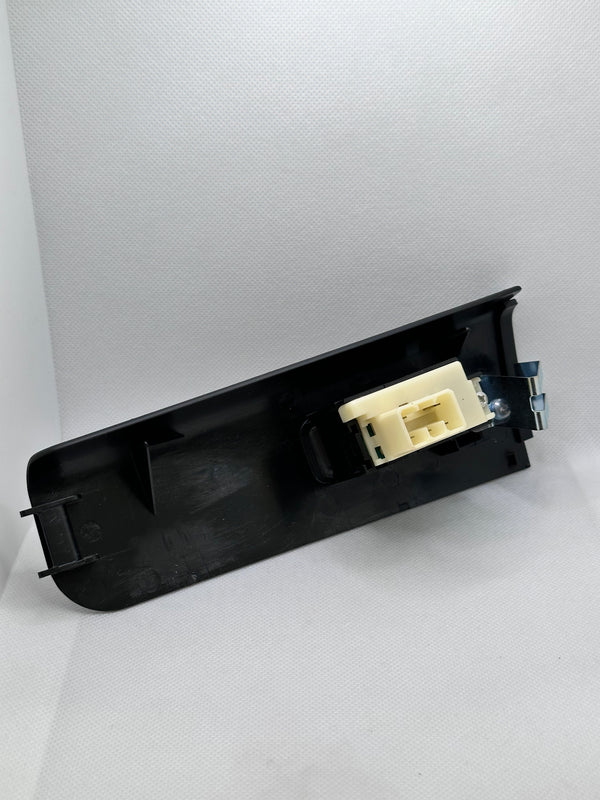 Mitsubishi MK541795 Switch / Front Door Power Window