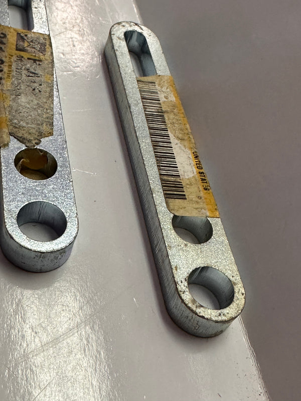 Caterpillar CAT 311-9240 Spring Mount Plate