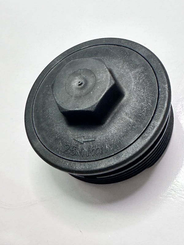 Mercedes-Benz A0000900087 Cover/Cap