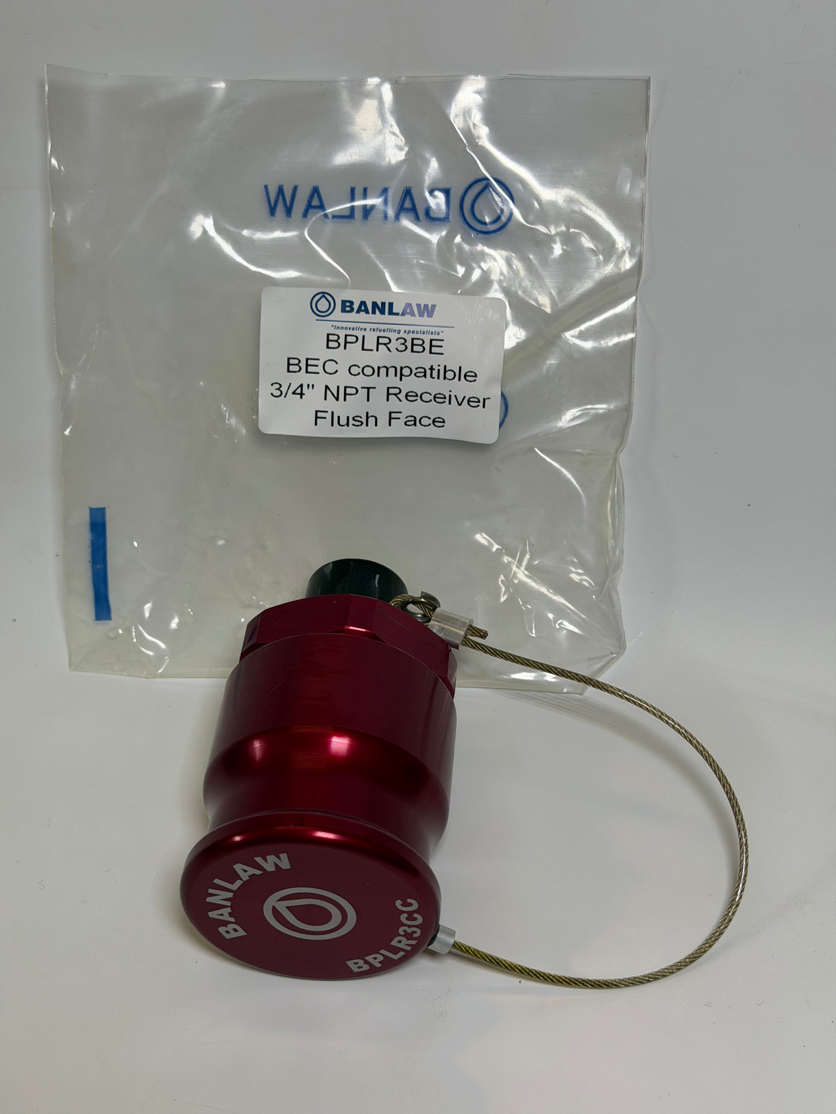Banlaw BPLR3BE BEC Compatible 3/4" Flush Face Receiver with Cap, RED