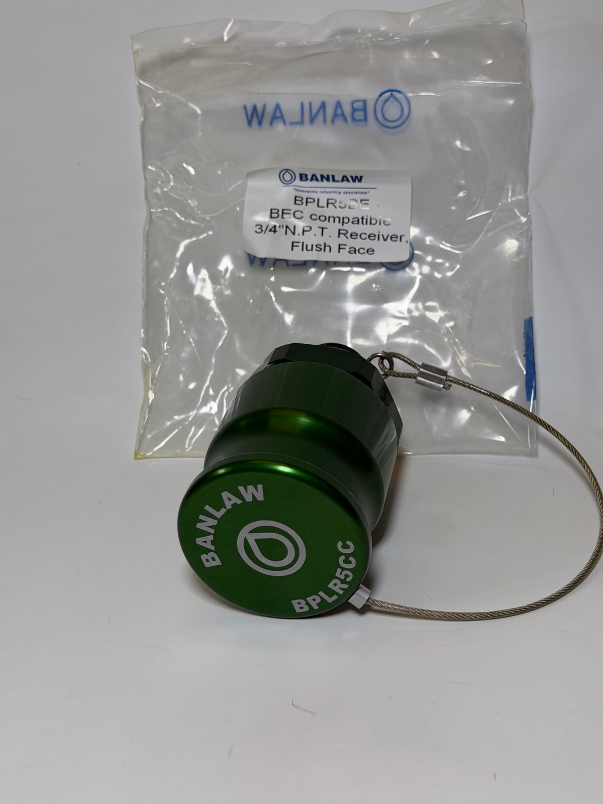 Banlaw BPLR5BE Size 5 Flush Face Fluid Transfer Receiver, 3/4", Green with Cap