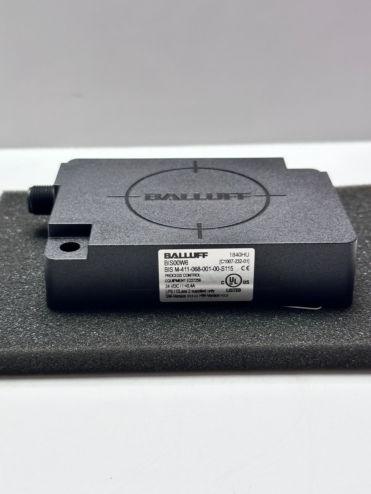 Balluff BIS00W6 HF read/write heads with Integrated Processor Unit BIS M-411-068-001-00-S115