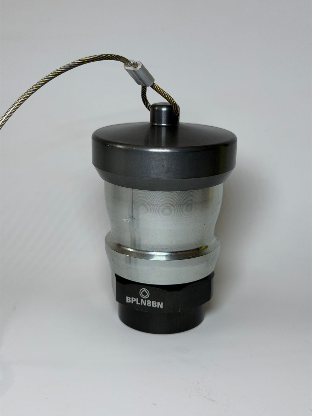 Banlaw BPLN8BNC Size 8 Nozzle, Flush Face Receiver, Platinum, 3/4" with Cap