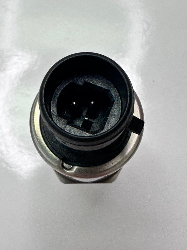 MTU 0035350731 Oil Pressure Transmitter / Sensor