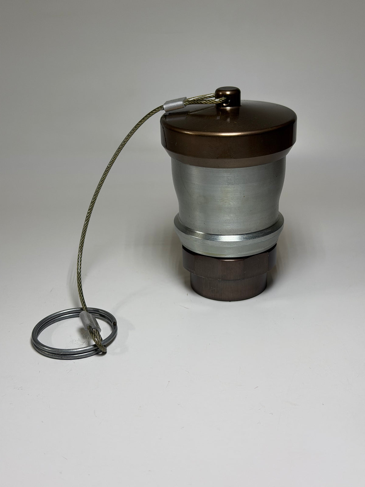 Banlaw BPLN9BN Size 9 Flush-Face Fluid Transfer Nozzle, 3/4" NPT, With Cap