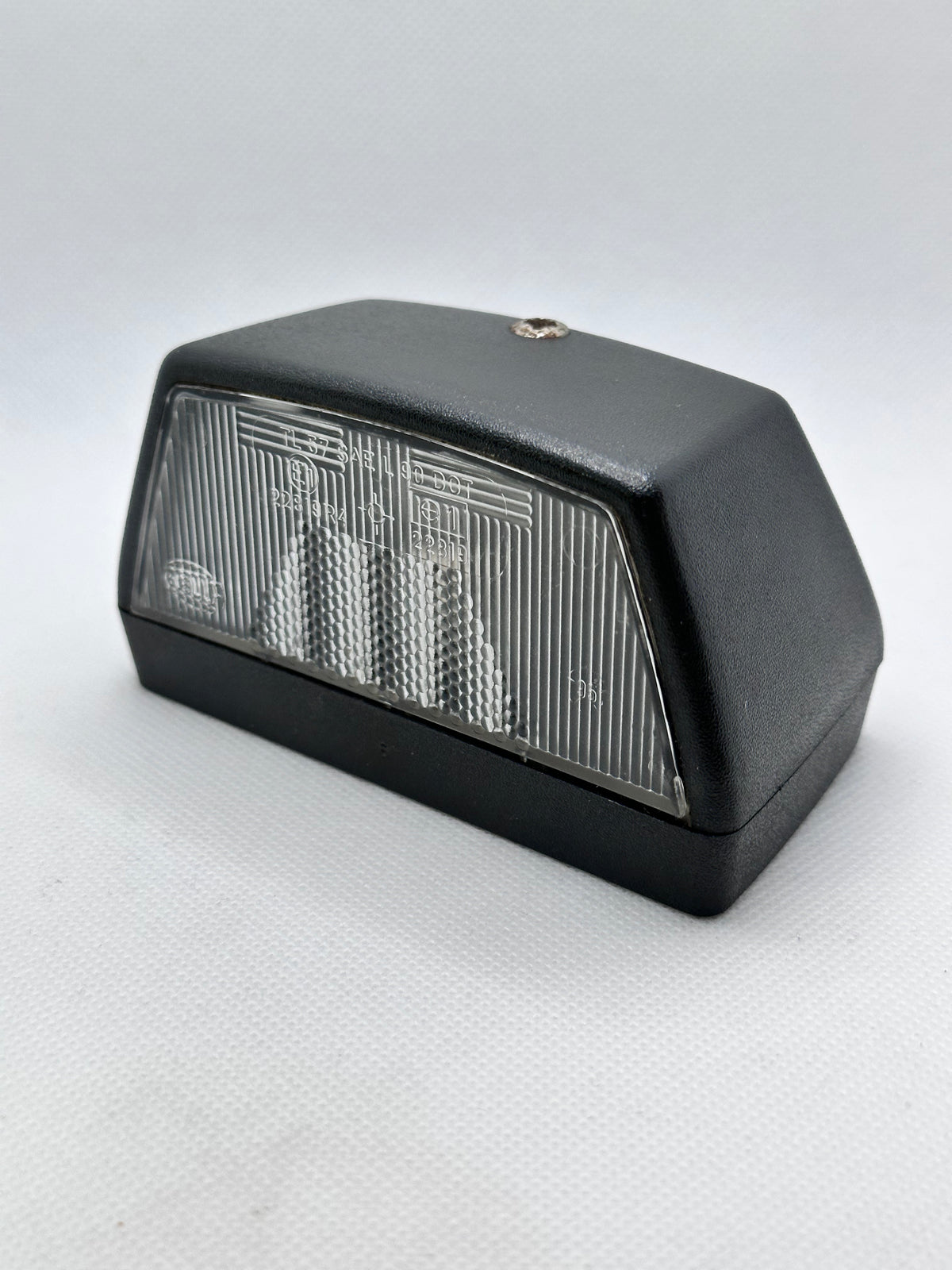 Hella 2553 Number Plate Lamp – 2KA 951 068-043
