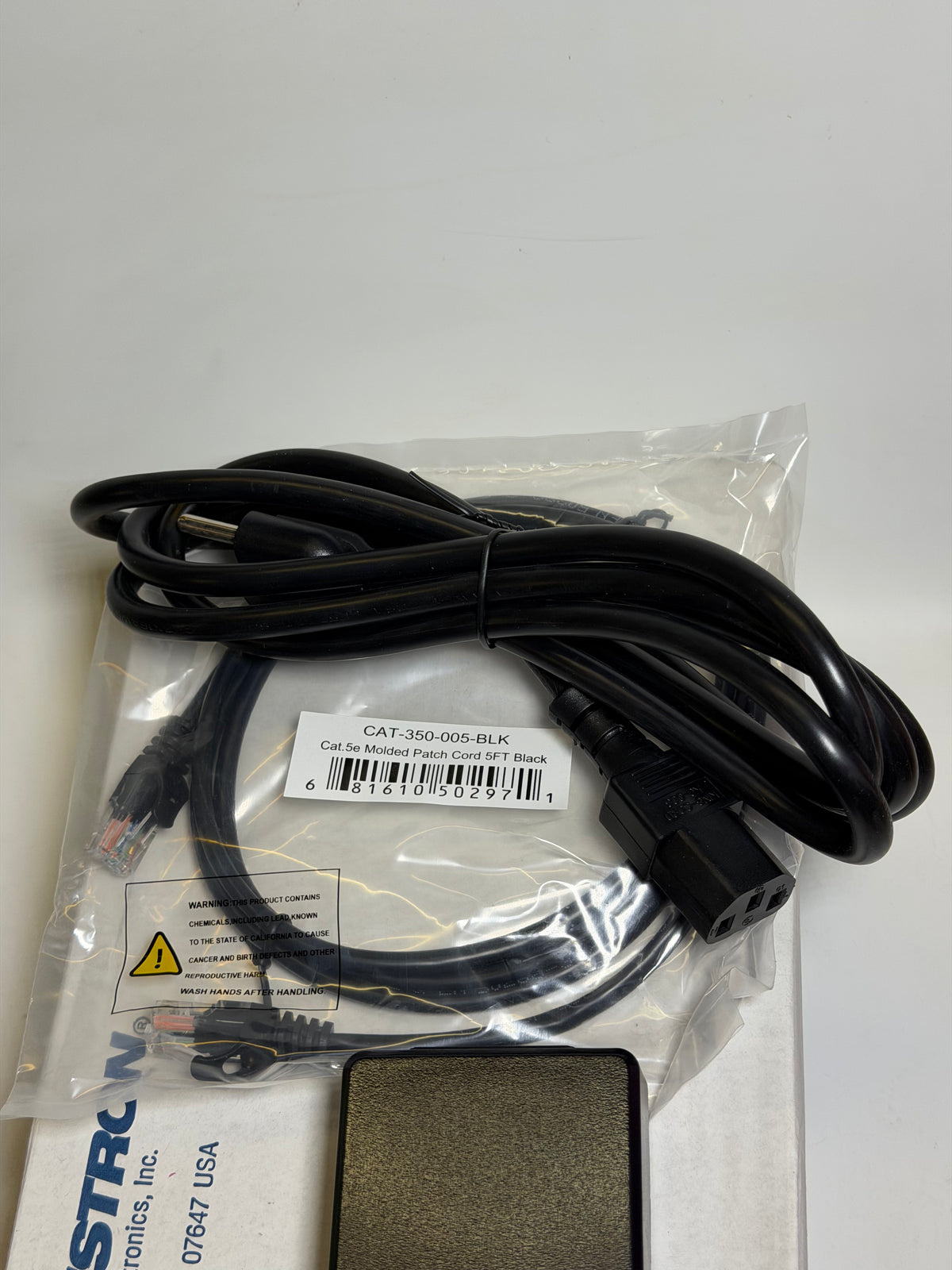 Crestron PWE-4803RU PoE Injector