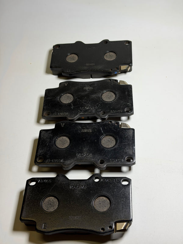 Toyota 04465-52310 Genuine Front Disc Brake Pad set VC063-EF