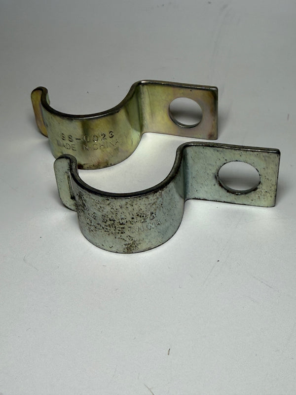 8S-0023 Two-Piece Top Clip, 31.75mm ID - Genuine CAT Part