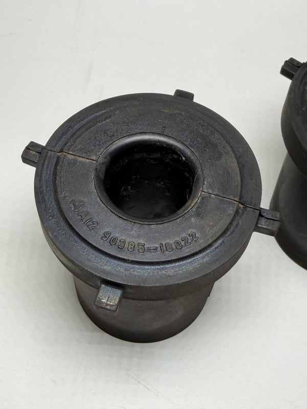 Toyota 90385-18022 Set of 2 Rear Leaf Spring Rubber Bush