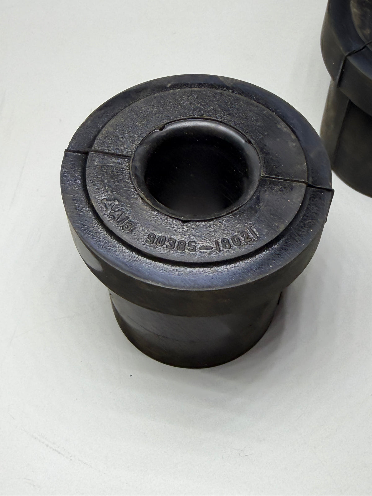 Toyota 90385-18021 Rear Leaf Spring Bushes – Set of 2