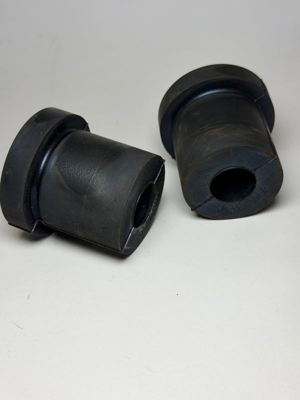 Toyota 90385-18021 Rear Leaf Spring Bush, Set of 2