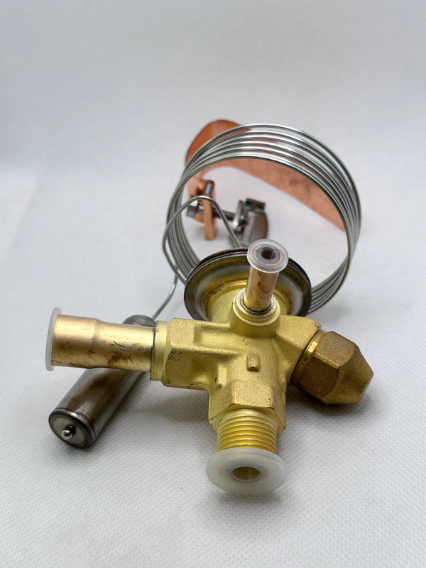 068Z3415 Thermal Expansion Valve 3/8" x 1/2" Angleway Flare/Solder/Solder