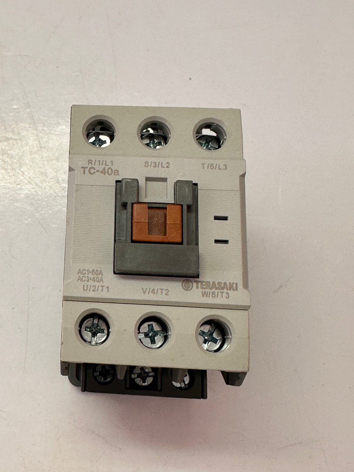 Terasaki TC-40a 3-Pole Contactor – Listed 110 V AC, 2NO + 2NC Aux
