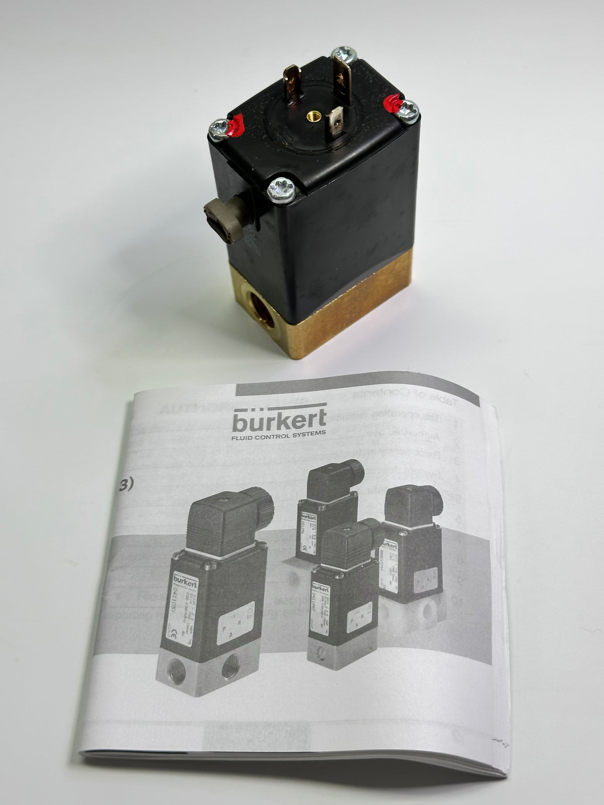 Burkert Type 0330 Direct Acting 3/2 Way Solenoid Valve 246469