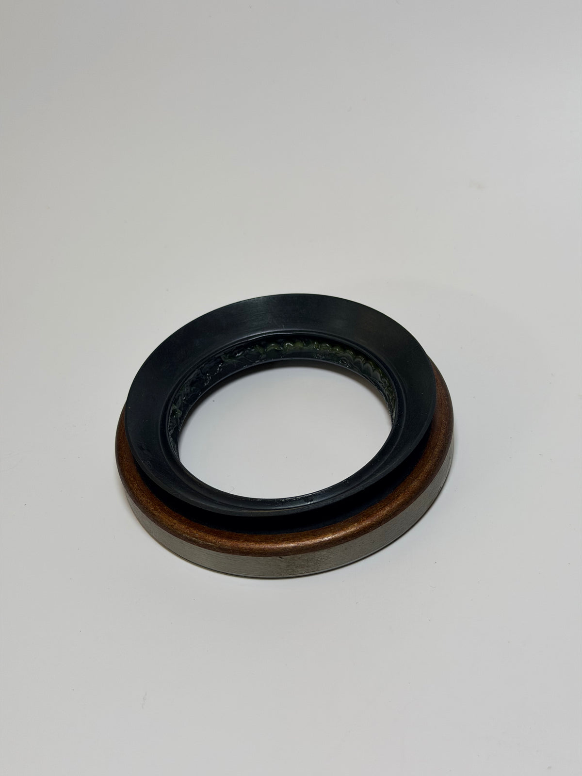 Isuzu 1096252021 Seal, OIl