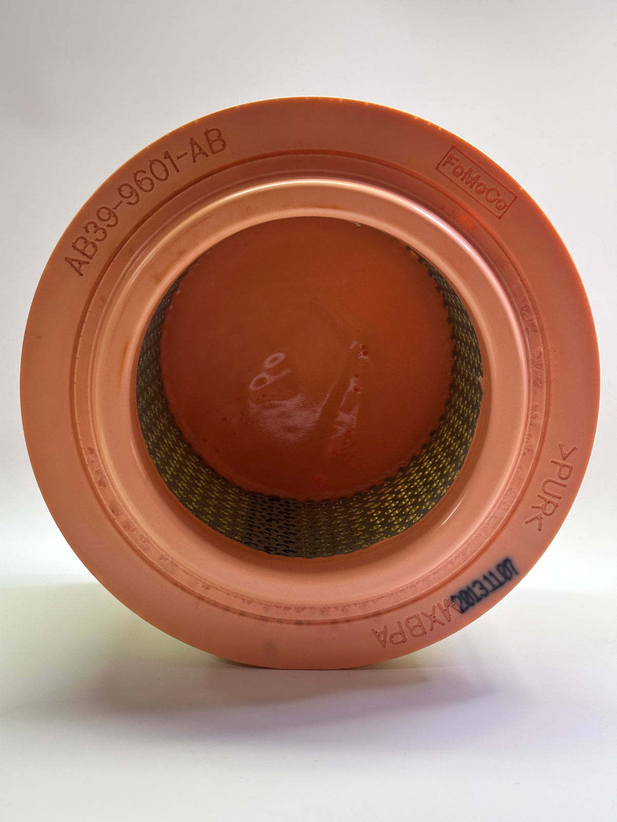 Ford U20113Z40 / AB39-9601AB Engine Air Filter
