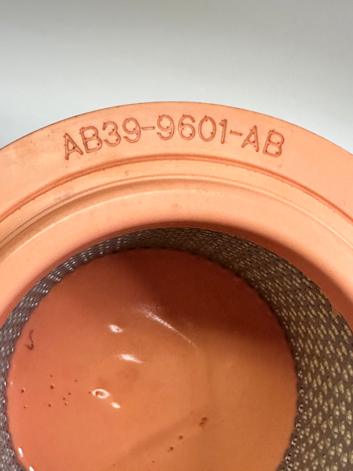 Ford U20113Z40 / AB39-9601AB Engine Air Filter