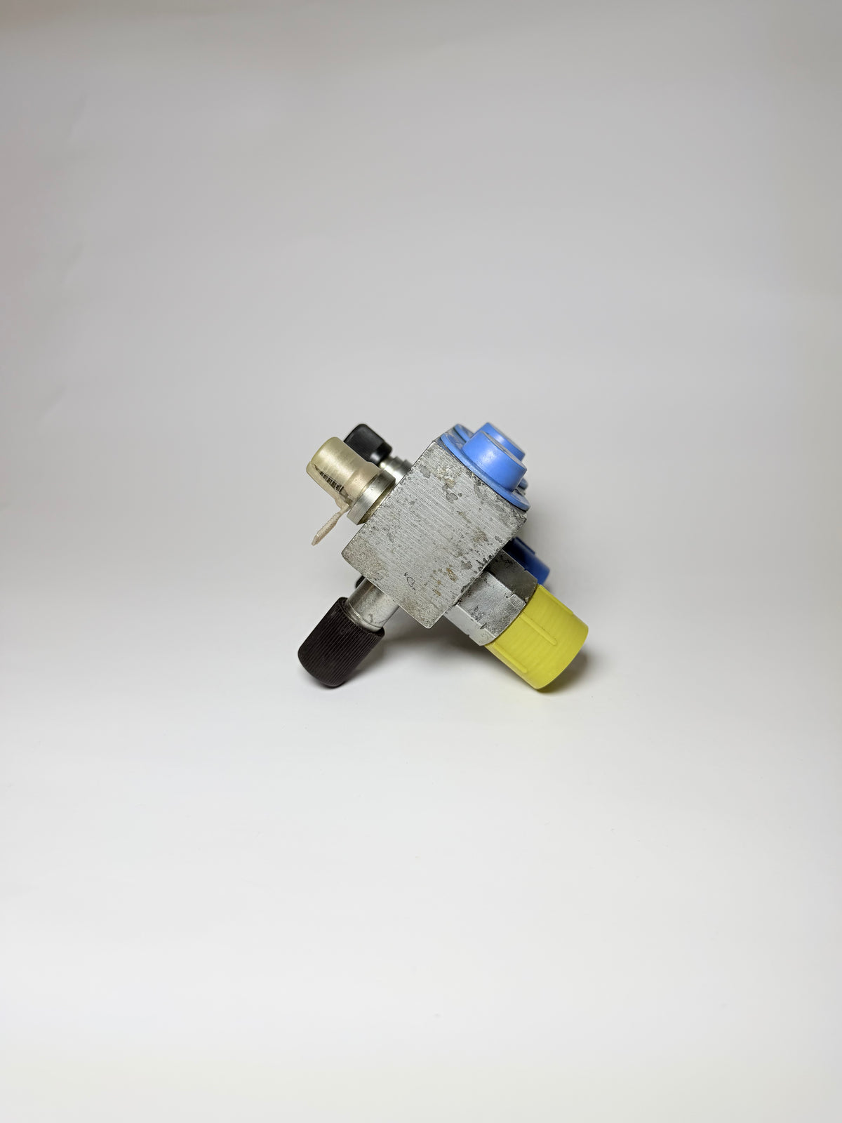 304-2740 Manifold Assembly - Genuine CAT Part