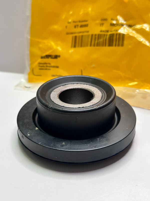 Caterpillar CAT 6T-6080 Two Piece symmetric Isolation Mount