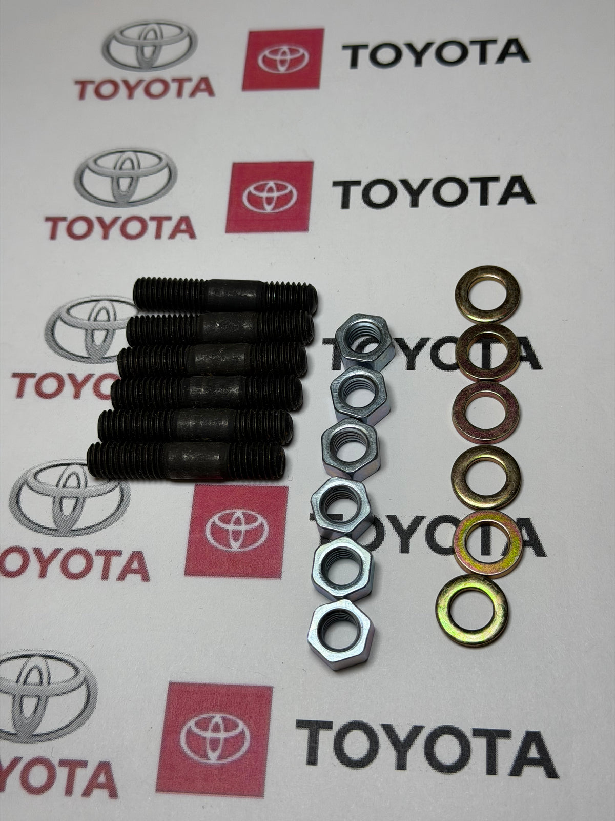 Toyota 90116-08325 Genuine 8mm Stud Bolt, Washer and nut - Bag of 6