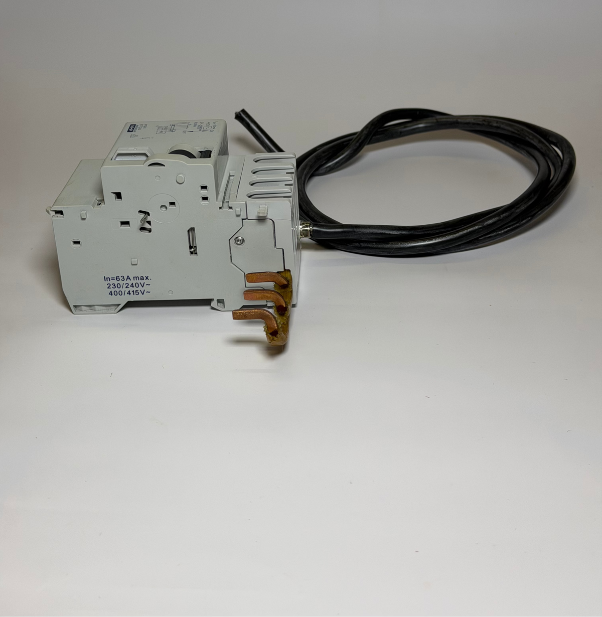 NHP DIN-T DINSAFE Series DSRCM63303PN Add-On Block, Clip-on, 63A, 3 Pole