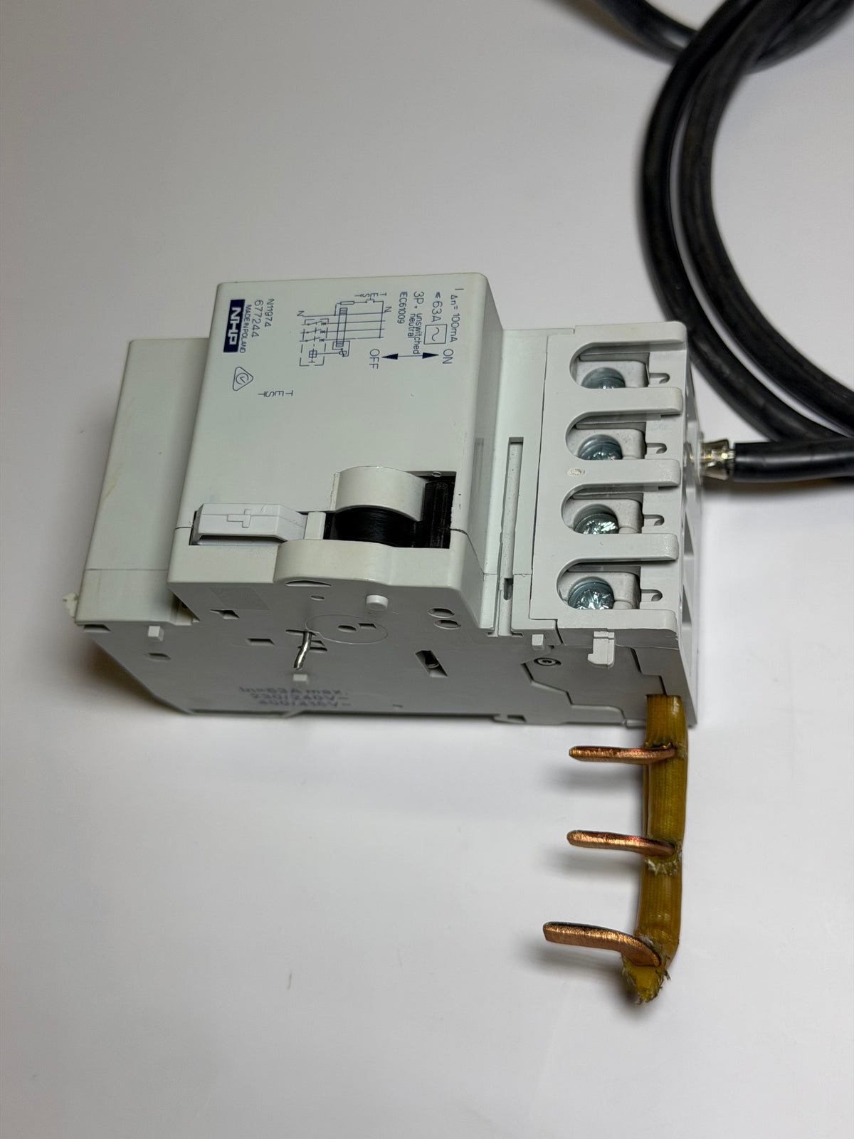NHP DIN-T DINSAFE Series DSRCM63303PN Add-On Block, Clip-on, 63A, 3 Pole