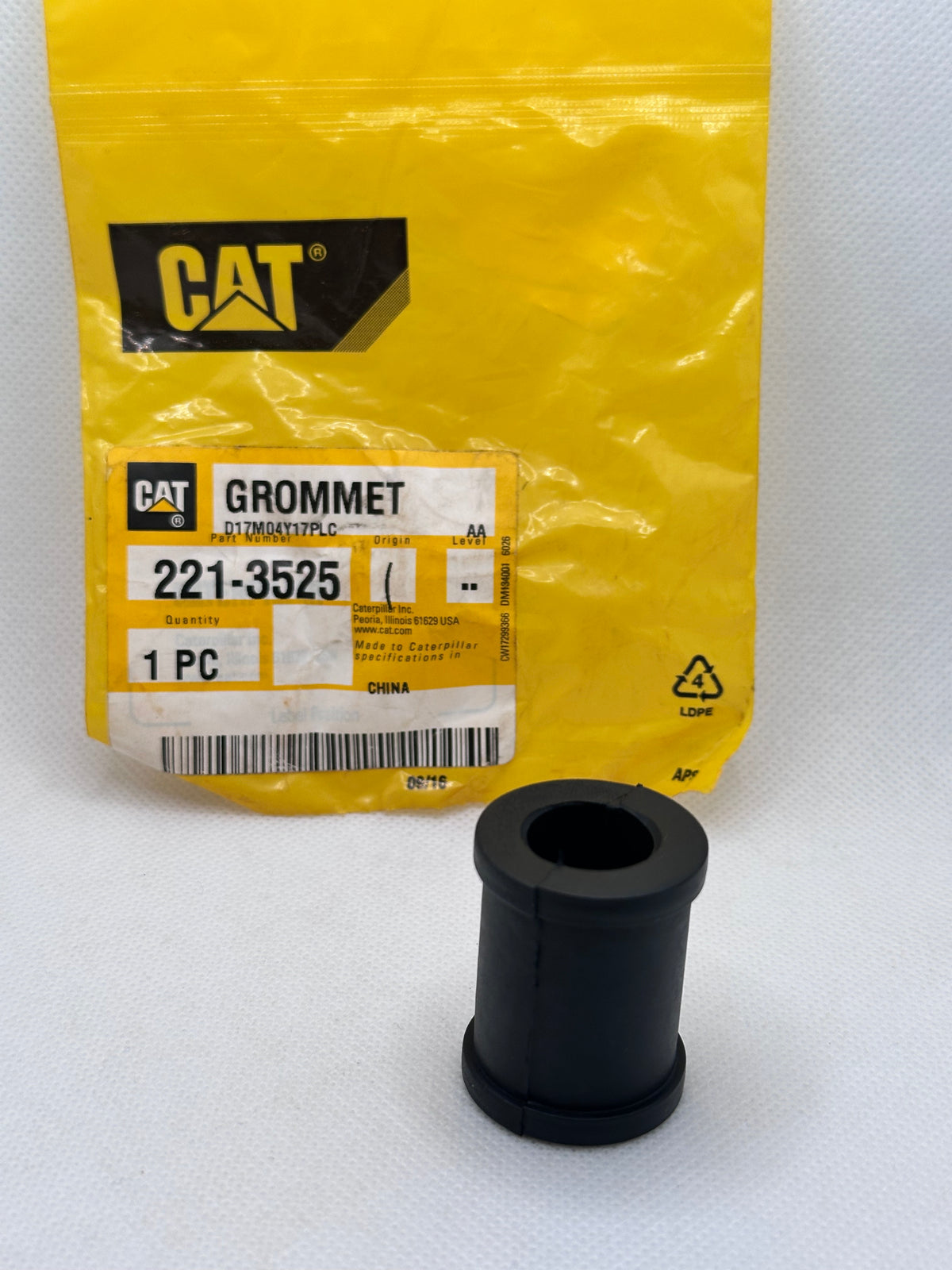 CAT 221-3525 Dual-Flange Rubber Grommet, 15.50 mm ID