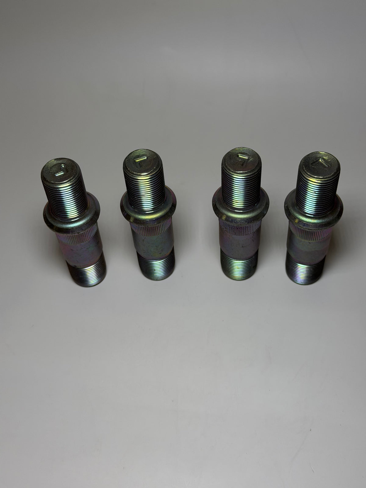 Isuzu 8970815852 Genuine Rear Wheel Pin, Bag of 4