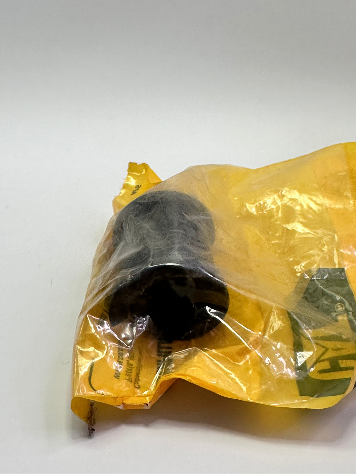CAT 5G-3676 Dual-Flange Symmetrical Cable Grommet — EPDM