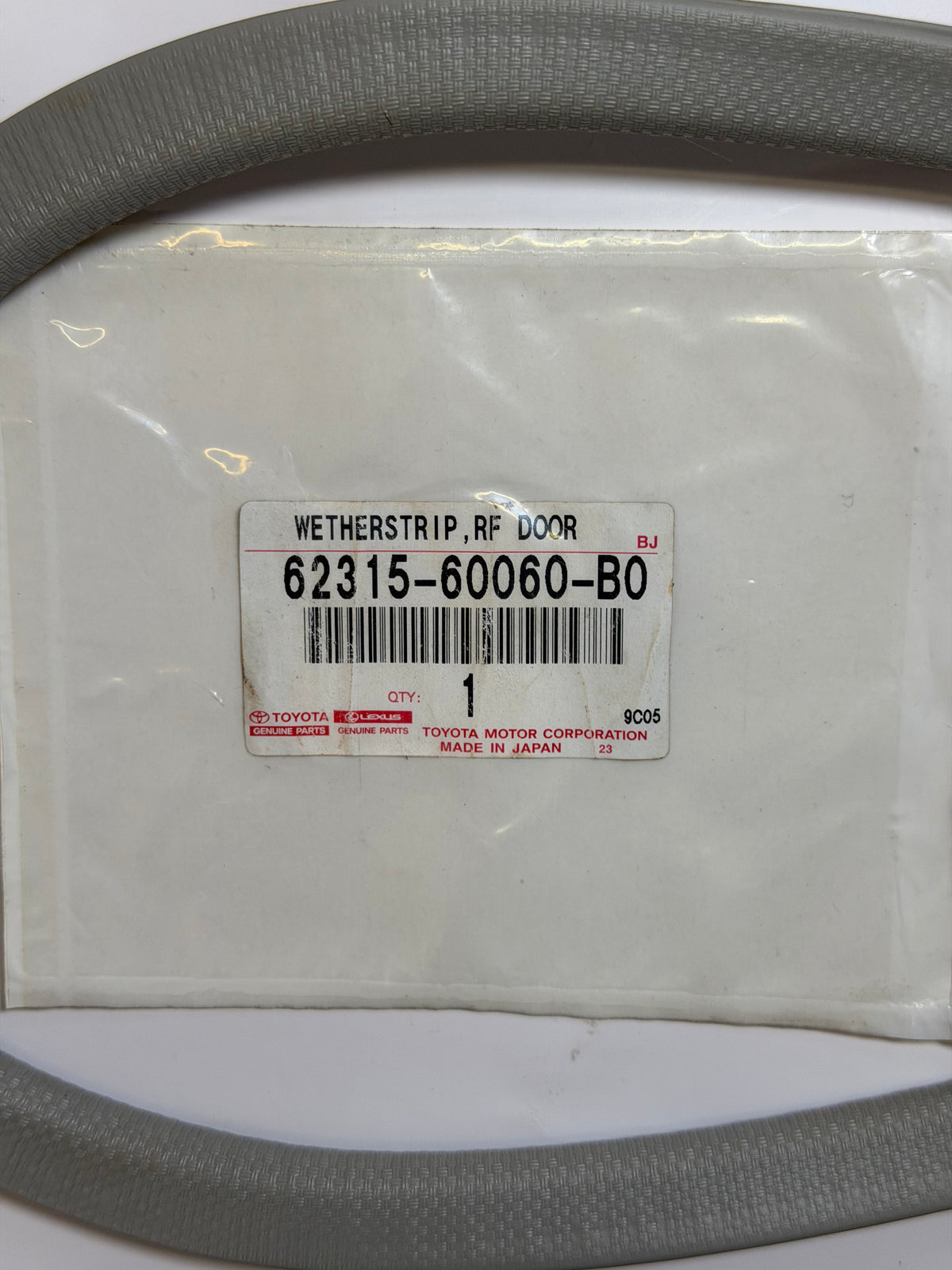 Toyota 62315-60060-B0 Weatherstrip RF, Front Door Trim, Light Grey