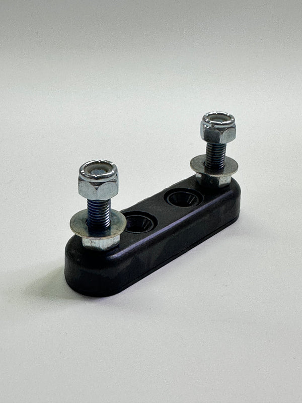 buss 4164 125V Fuse Block, Bolt Down