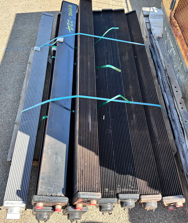 Caterpillar CAT 387-4367 Radiator Core Assy