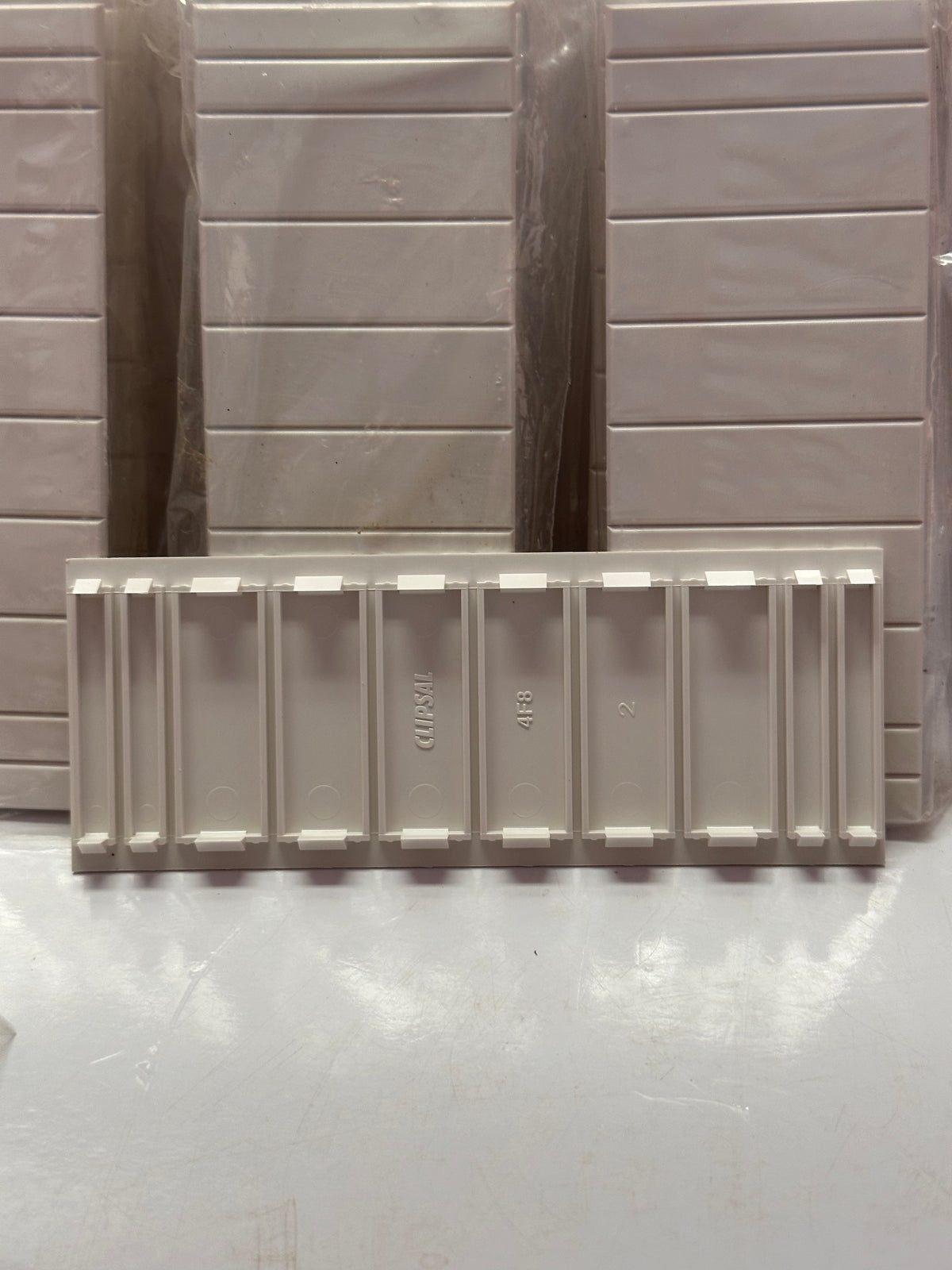 Clipsal 4F8-WE Pole Filler 8 Module Wide Strip, box of 10